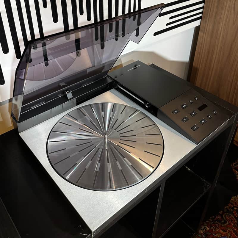 Bang & Olufsen Beogram TX Turntable Black