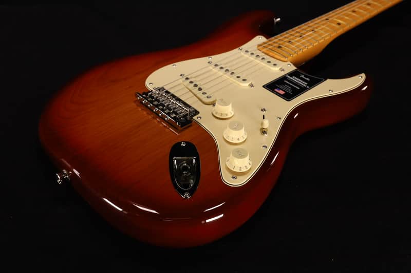 Fender American Professional II Stratocaster Maple Fingerboard Sienna Sunburst 203 image 1