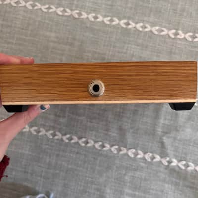 Acoustim8 Series 100 Natural Oak Stomp Box image 3
