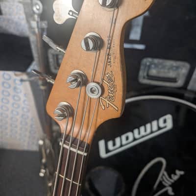 Fender Flea Artist Series Road Worn Signature Jazz Bass 2016 - Present - Shell Pink image 2