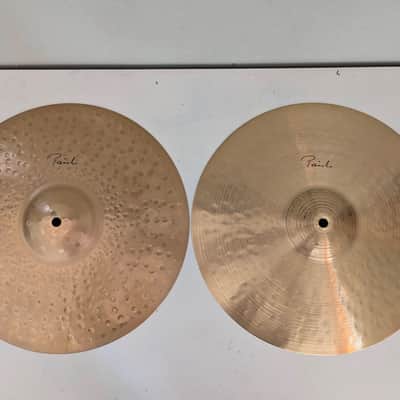 Paiste 14" Signature Traditionals Medium Light Hi-Hat Cymbals image 4