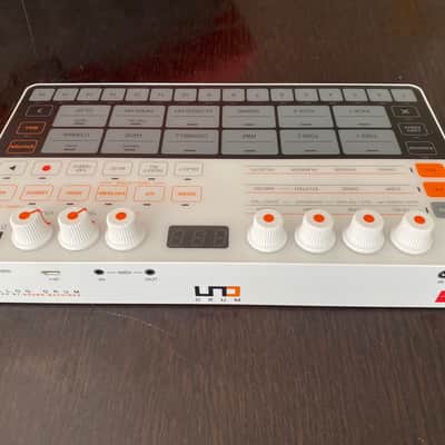 IK Multimedia UNO Drum Analog/PCM Drum Machine 2019 - Present - White / Black image 2