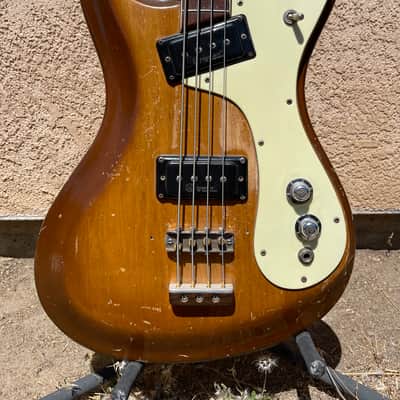Mosrite Ventures Bass 1966 - Refinished image 2
