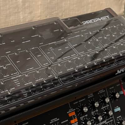 Sequential Prophet Rev2 Desktop 8-Voice Polyphonic Synthesizer 2018 - Present - Black with Wood Sides image 2
