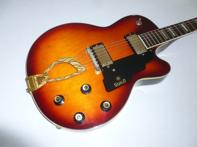Guild Bluesbird 1967 Sunburst image 1