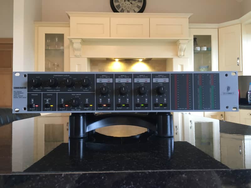 Behringer Combinator MDX-8000 Multiband Compressor/ Limiter - Rare