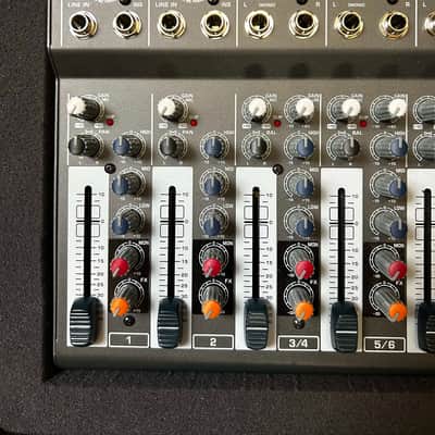 Behringer Xenyx 1002B W/ HARD CASE image 2