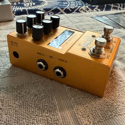 Walrus Audio Mako ACS1 MKII Amp + Cab Simulator 2024 - Present - Gold image 6