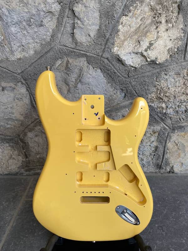 Stratocaster-Style Replacement Guitar Body (Yellow, Basswood) — Complete with Jack Output image 1