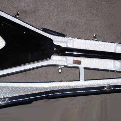 Gibson Flying V 50th Anniversary 2008 - Brimstone Burst image 5