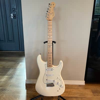 Fender Ed O'Brien Signature EOB Strat. 2017 Original Paint Olympic White w/ Hardshell Case image 1