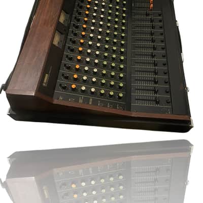 1970's Yamaha PM-700 12-Channel Analog Mixer Bild 7