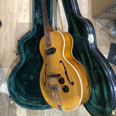 1951-1956 Epiphone Century archtop guitar, P 90 pick up, image 13