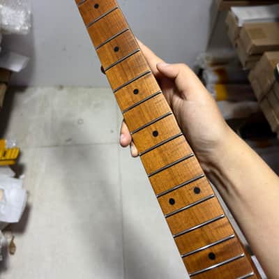 Reverse Big head 22 Fret Roasted Flame Maple eletrick guitar neck 25.5 inch replace image 6