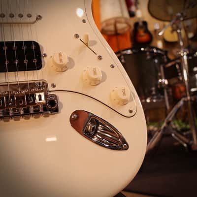 Suhr Classic S Antique Olympic White RW HSS image 5