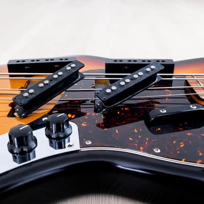 2005 Fender ‘62 Jazz Bass DiMarzio Collection JB62-110DMC Sunburst Lacquer, Japan CIJ image 19