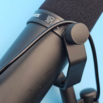 ☆Authentic Shure SM7B Cardioid Dynamic Microphone image 3