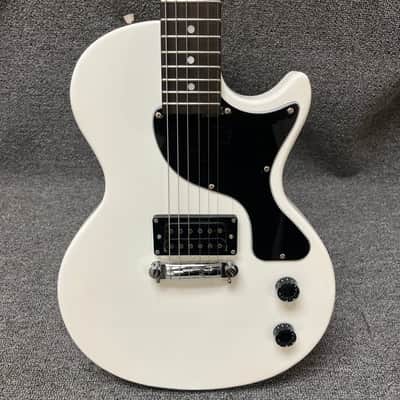 Maestro By Gibson Les Paul Jr. White w/ Gig Bag & Strap image 2