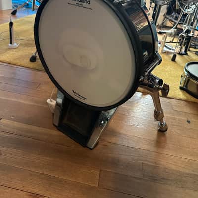 Roland KD-140 V-Kick 14" Bass Drum Trigger Pad 2019 - Black Chrome