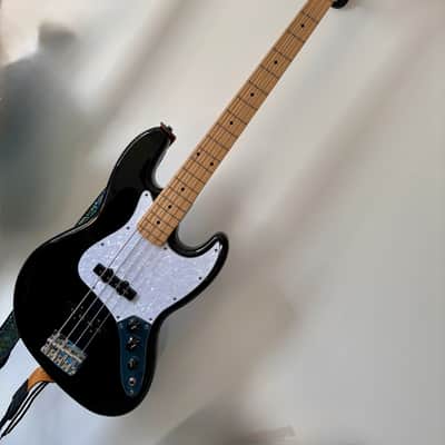 Fender Jazz Bass 2025 - Black image 2