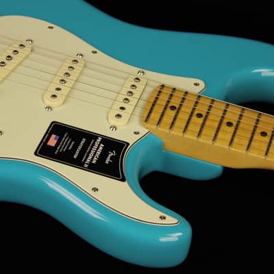 Fender American Professional II Stratocaster - MN MBL (#014) image 8