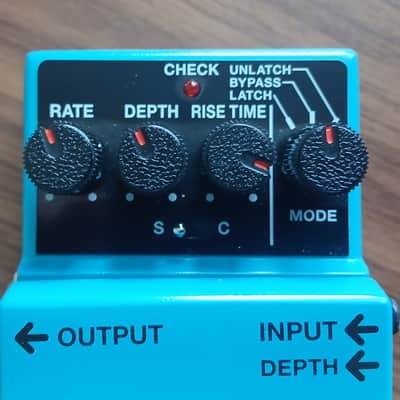 Boss VB-2W Waza Craft Vibrato 2016 - Present - Blue image 4