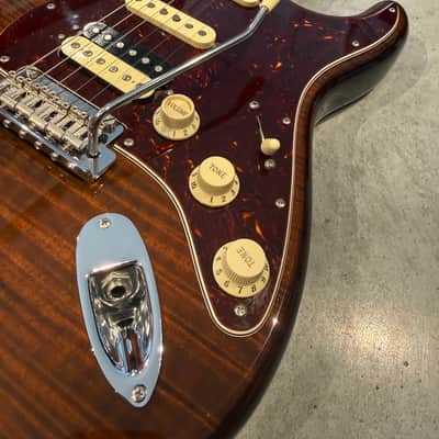 Fender Rarities Series Flame Maple Top Stratocaster with Rosewood Neck, Maple Fretboard 2019 - Golden Brown image 7