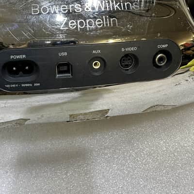 Bowers & Wilkins B&W Zeppelin IPOD Dock (30 Pin) Speaker + power cable image 9