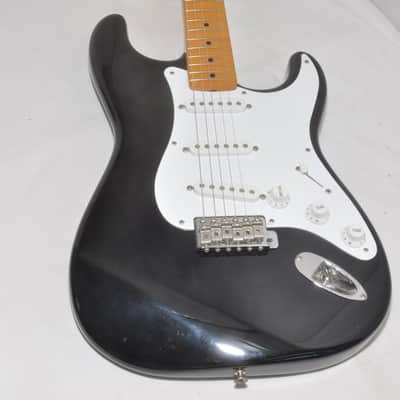 Fender Japan STRATOCASTER Electric Guitar Ref. No 6758 image 3