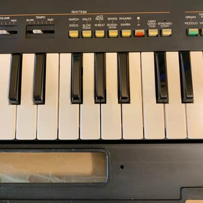 Yamaha  PortaSound PS-400 44-key keyboard synth 80s EC image 6