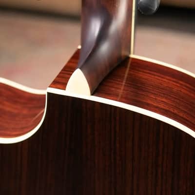 Eastman AC422CE Grand Auditorium Acoustic/Electric Guitar with Hardshell Case image 8