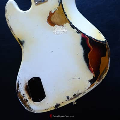 Fender Deluxe Active Jazz Bass V Vintage White on Sunburst Heavy Relic Aged image 6
