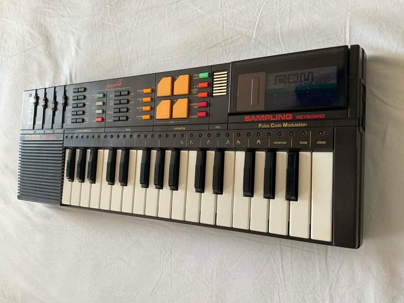 Casio SK-8A 32-Key Sampling Keyboard 1980s - Black image 1