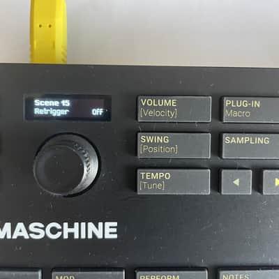 Native Instruments Maschine Mikro MKIII 2017 - Black image 3
