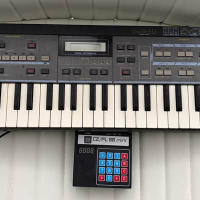 Casio CZ 101 with rare CZPL 88 Patch Box