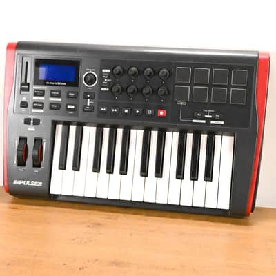 Novation Impulse 25 25-Key MIDI Keyboard Controller CG01ZDD