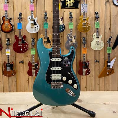 Fender American Professional Classic Stratocaster HSS, Rosewood Fingerboard, Faded Sherwood Green Metallic image 4