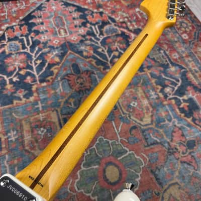 *Video* Fender JV Modified 60's Stratocaster Olympic Soft V Neck White Hard Case - 2022 image 20