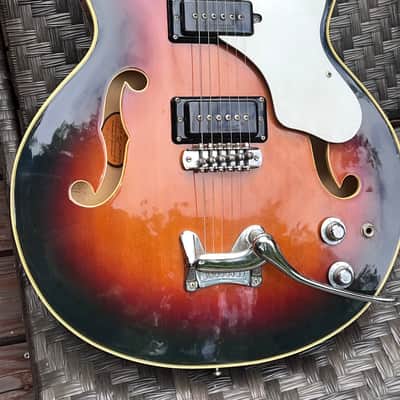 Mosrite Celebrity I 1965-1966 super clean, sunburst orginal case image 6