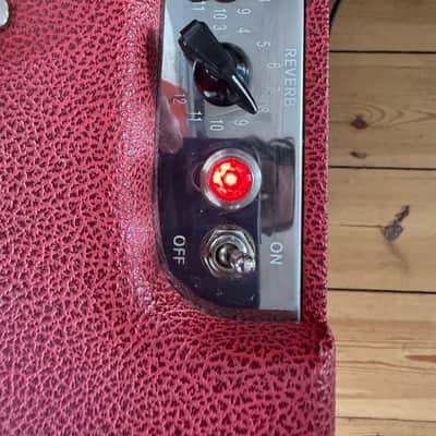 Fender 2230504393 BLUES Junior III Limited Edition 2016 - Red blood limited image 3