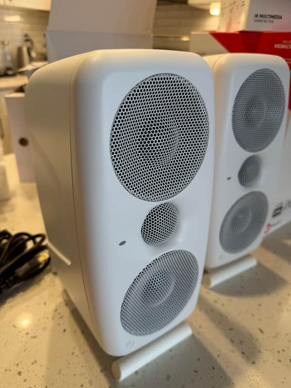 IK Multimedia iLoud MTM MkII Active Studio Monitor Pair with ARC System 2024 - Present - White image 1