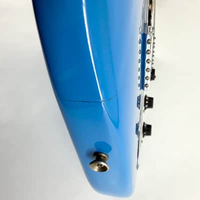 1981 Fender American International Series Hardtail Stratocaster – Maui Blue image 16