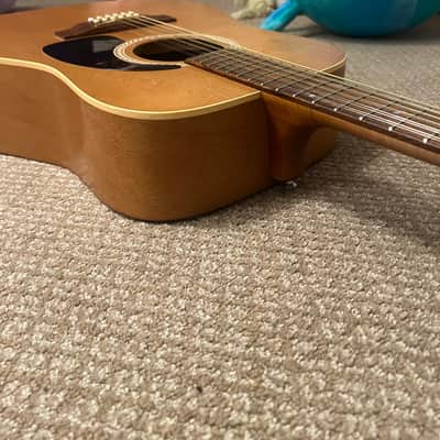 Art & Lutherie Wild Cherry Satin Lacquer with T-60 travilite quality case image 12