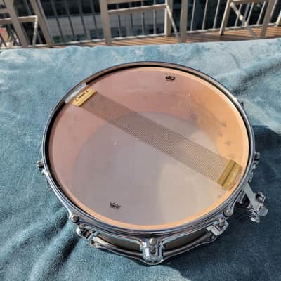 DW Collector's Series Eucalyptus /Maple Exotic HVLT Snare, Natural Satin, 5x14 image 7