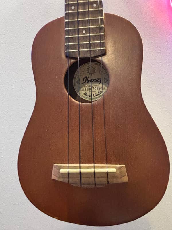 Ibanez UKS10 Soprano Ukulele With Bag 2010 - 2018 - Natural image 1