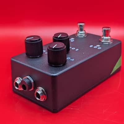 Discordance Electric  Fuzzy Foxx Tone Octave Fuzz Machine image 3