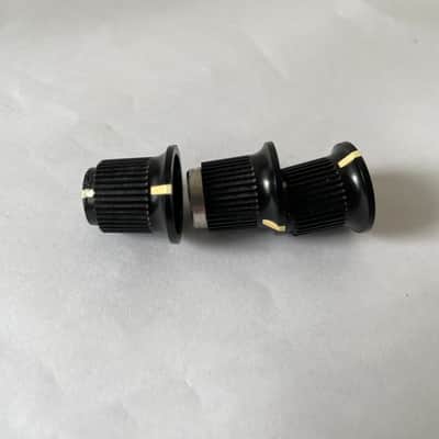 Three Original Peavey Knobs for Silver Stripe amps Bandit 112... image 6