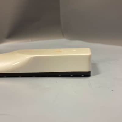 Ibanez SR535 - Replacement Neck, 5-String Bass- 2008-2010 - White image 8