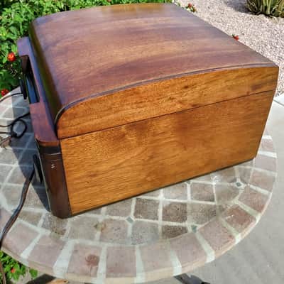 Vintage RCA Victor Victrola Model 65U Tube Radio & Phonograph Combo image 10
