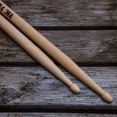 Vic Firth American Classic 5B Drum Sticks image 5